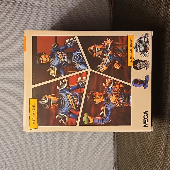 Eastman & Laird Teenage Mutant Ninja Turtles Battle Damaged Shredder Figure - Picture 2 of 3